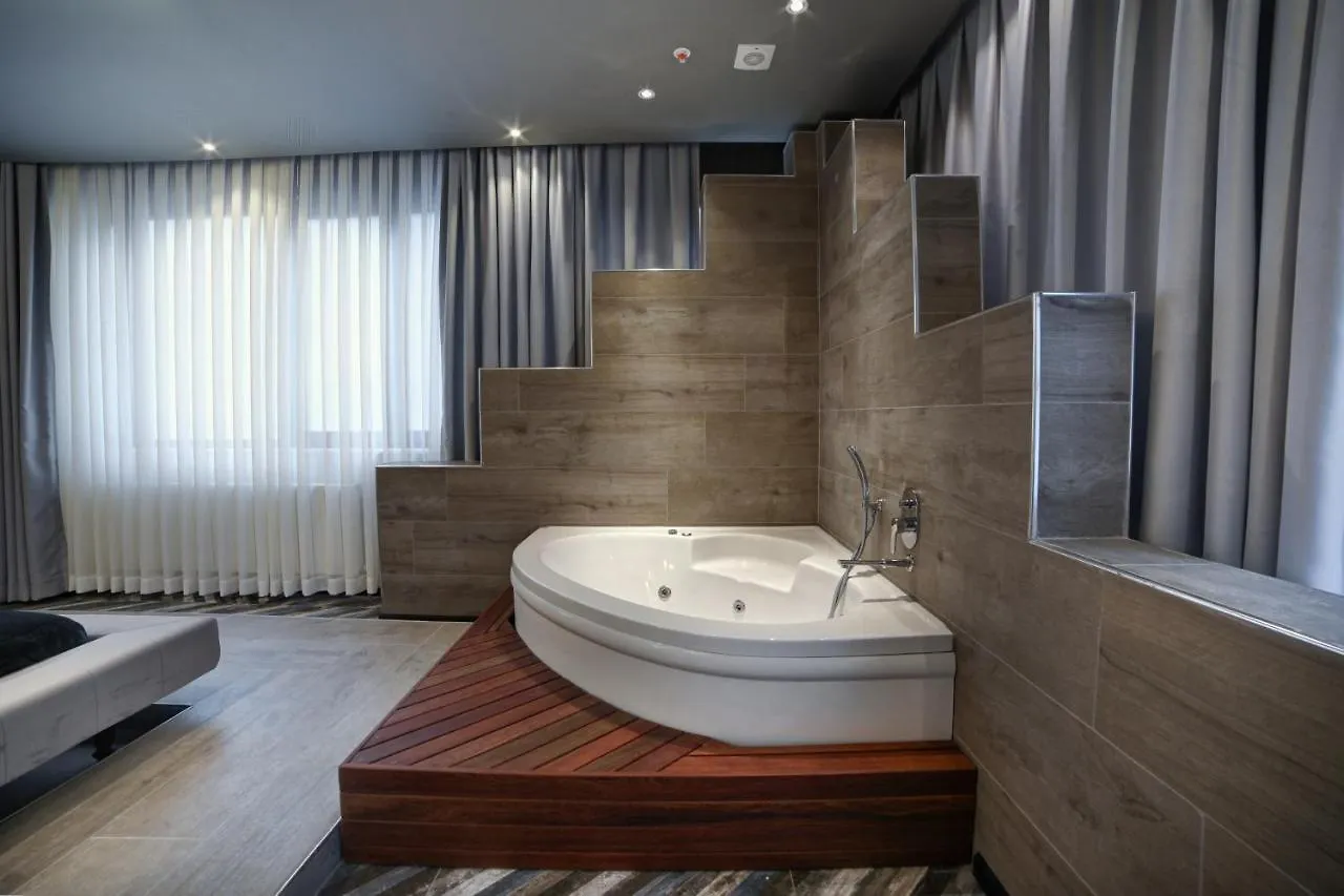 Walton Residence Sisli Istanbul 4*,